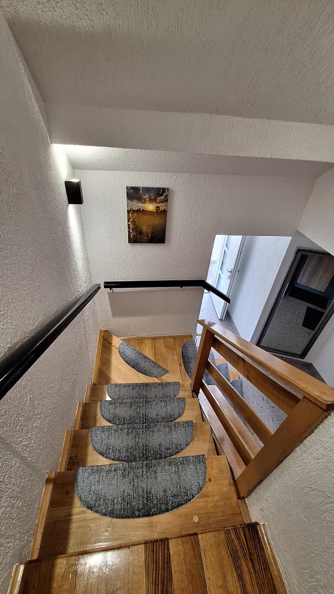 Apartments & Rooms Velebit Lovinac  Экстерьер фото